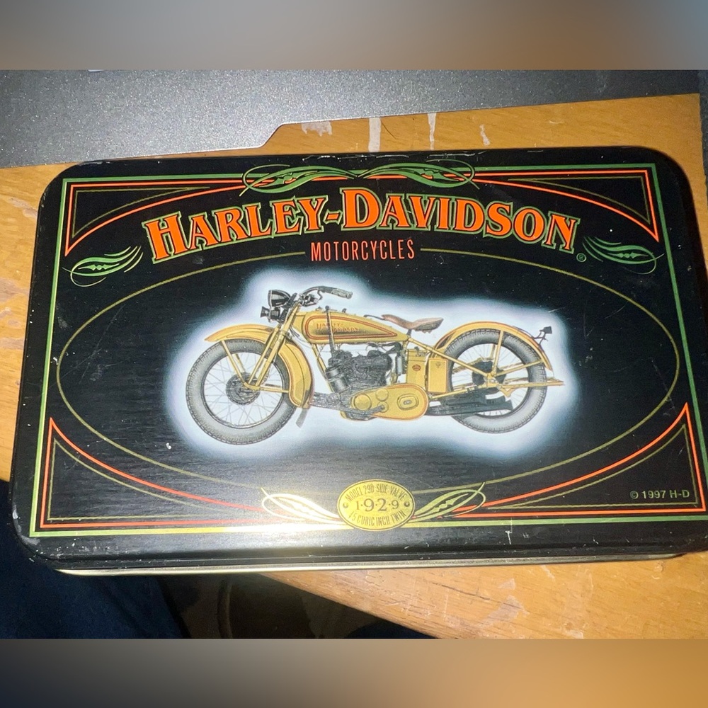 Two Decks of Harley Davidson Playing Cards in Metal Tin Box - Picture 2 of 3